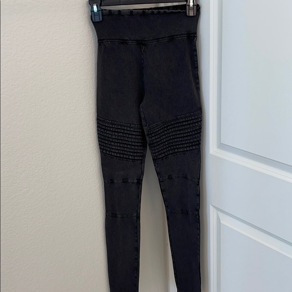 Jersey material leggings